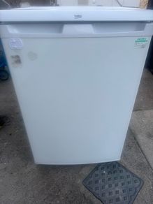 Under counter fridge
