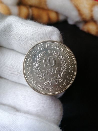 1961 Uruguay Silver 10 Pesos Coin