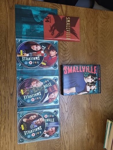 Smallville complete 4th Season