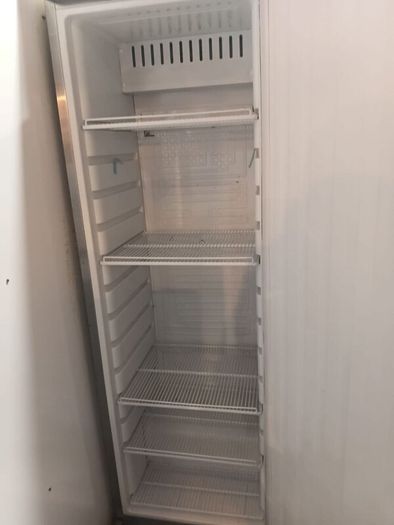 Unifrost commercial upright fridge