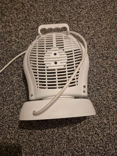 Delta Portable Electric Fan Heater