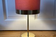 Bedside lamp - Gold with pink shade