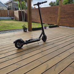 Electric scooter