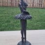Sculpture of a ballerina Image 2