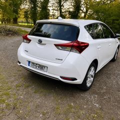 2017 Toyota Auris
