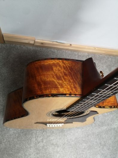 Bromo BAN2CE Solid Top Fishman Pickup.