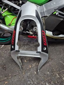 2003 suzuki gsxr 750 tail piece