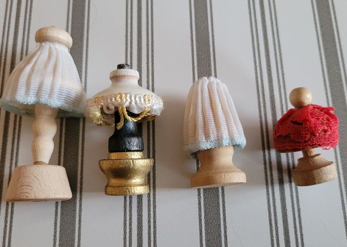 Dolls house lamps and candles