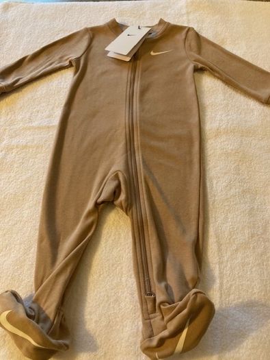 Nike baby coverall. Age 9m. Size 68-74cm, 8.4-10kg. New