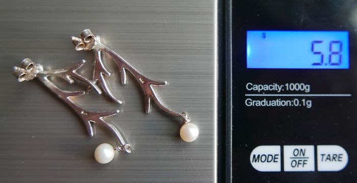 Vintage Sterling Silver 925 Antler Earrings Feature a Unique Branch-like Design Accented with Dangling White Pearls
