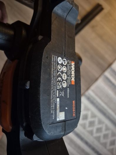 hedge trimmer worx no battery or charger