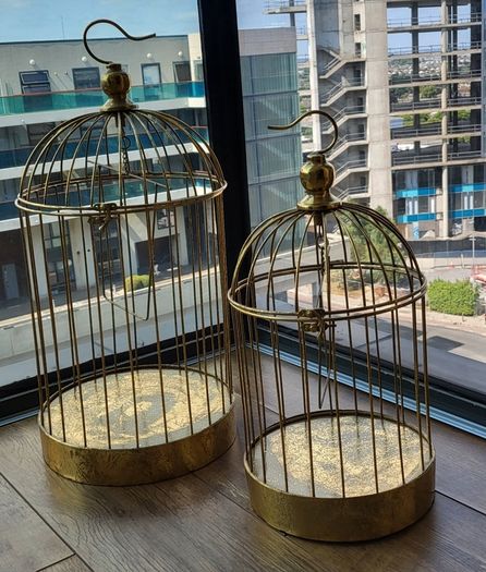 Gold decorative birdcages