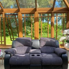 Reclining sofa