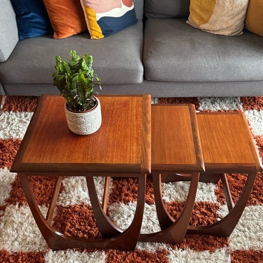 G plan nest of tables