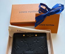 Louis Vuitton Card holder