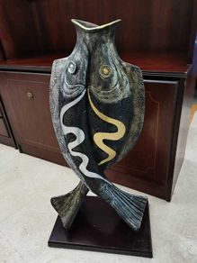 Unique and Stylish Vase Decor