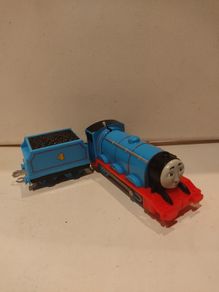 Trackmaster Thomas and Friends Gordon Motorised Train Mattel 2013