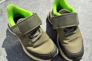 Adidas Boys Shoes 11K / EU 29