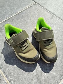Adidas Boys Shoes 11K / EU 29