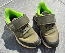 Adidas Boys Shoes 11K / EU 29