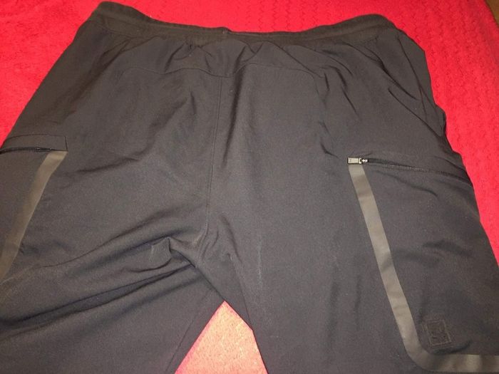 Under Armour Men's Shorts size xl