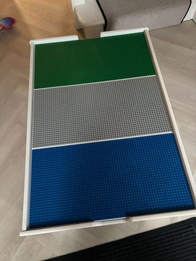 Lego Table