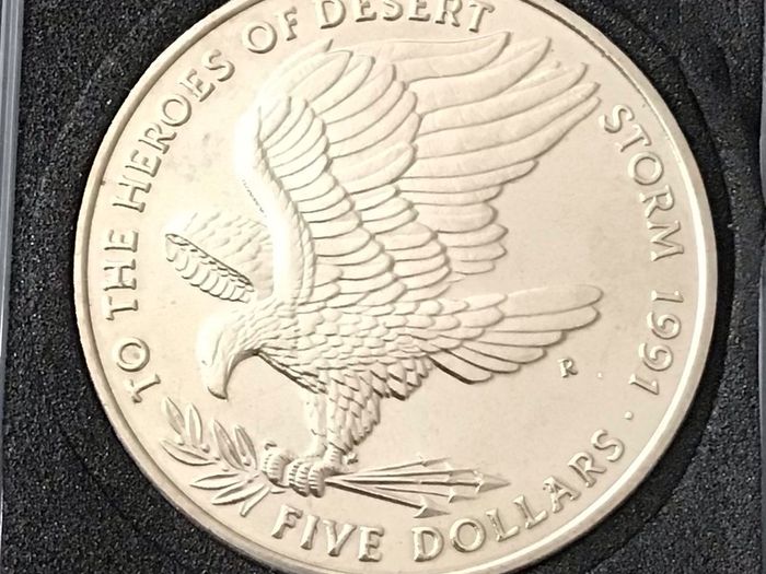 Marshall Islands 1991 Five Dollars Heroes of Desert Storm