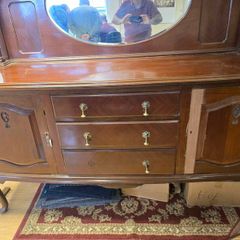 sideboard