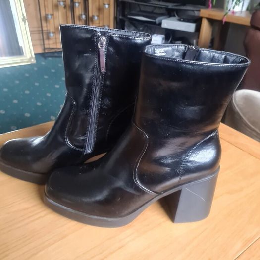 River Island Ladies Ankle Boots EU 42/UK 9