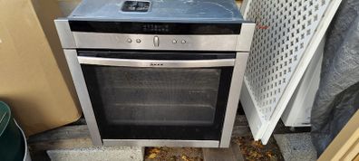 Neff Built-in Oven