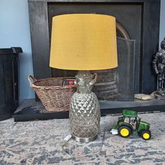 pineapple mustard lamp