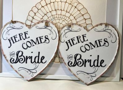 Here comes the bride signs (Set of 2)