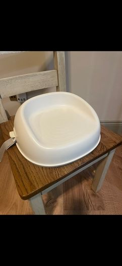 baby bjorn booster seat