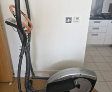 Cross Trainer