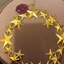 Contempory gold star christmas wreath Image 2