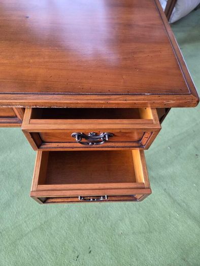 Writing desk and chair