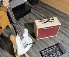 Guitar bundle 2