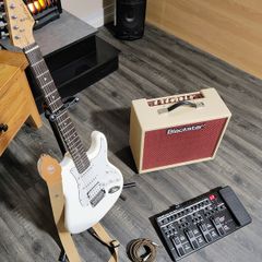 Guitar bundle 2