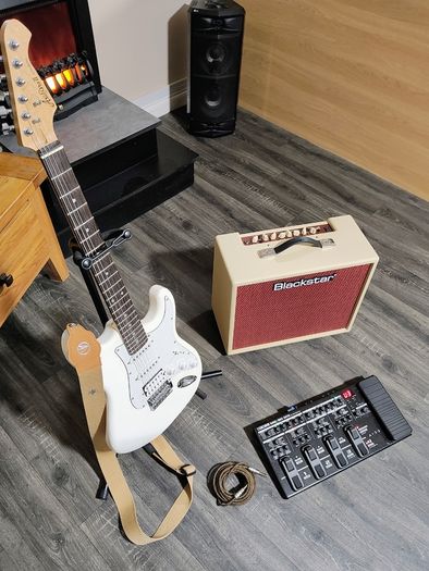 Guitar bundle 2