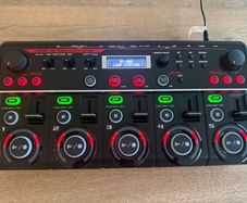 Boss RC-505 Loop Station