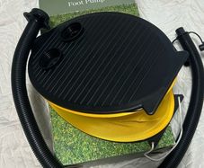 Double airbed with foot pump
