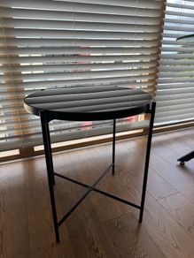 Black round table