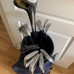Golf Bag with Clubs Set