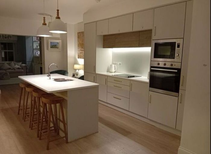 kitchen, Island & Utility