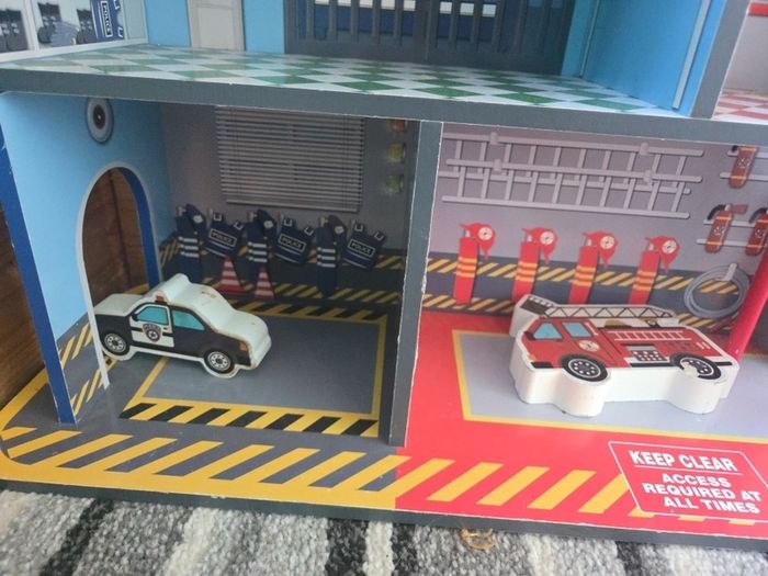 Toy Fire and Police station