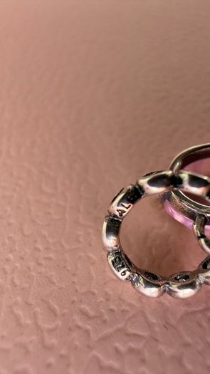 pandora bracelet and heart charm