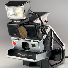 Polaroid sx70 with flash