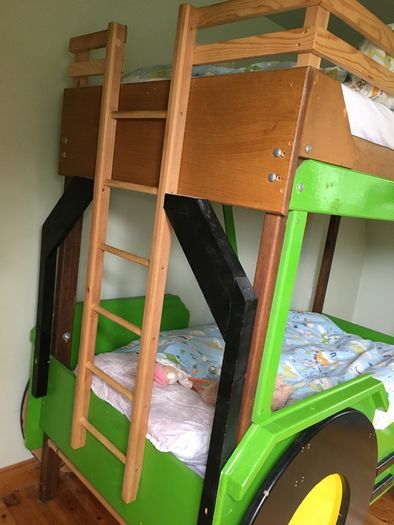 Bunk Bed (Tractor Bed)