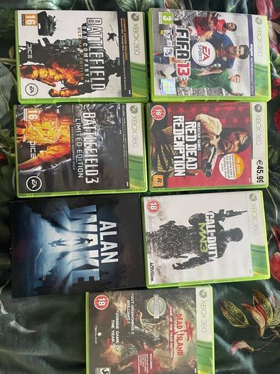 Xbox 360 White 60GB bundle - Working Console, Wi-Fi Adapter; 8 Games which includes Red Dead Redemption (No Controllers)