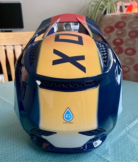 Fox RPC carbon helmet